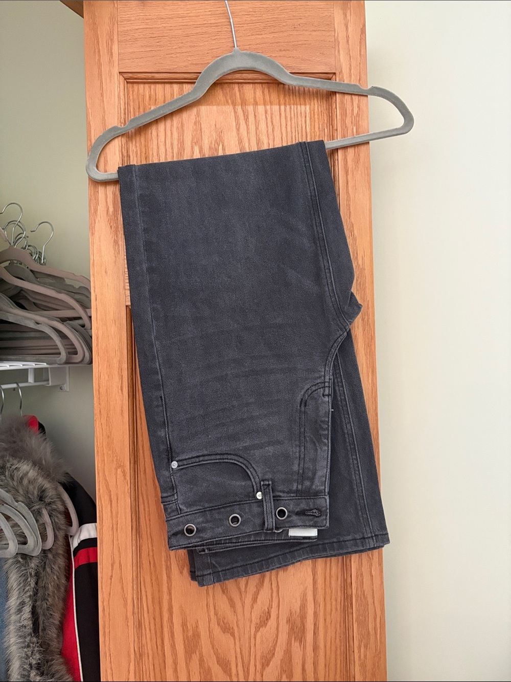 High-Rise Wide-Leg Women’s Jeans - Charcoal Gray - Picture 7 of 7